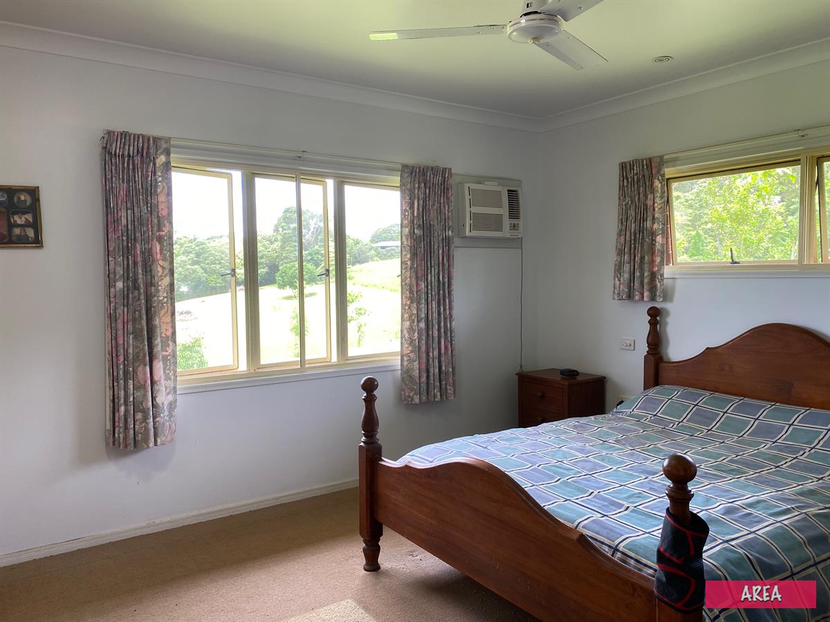 Property Sale at 7 Andrews Road, Barrine QLD, 4872 Area Real Estate