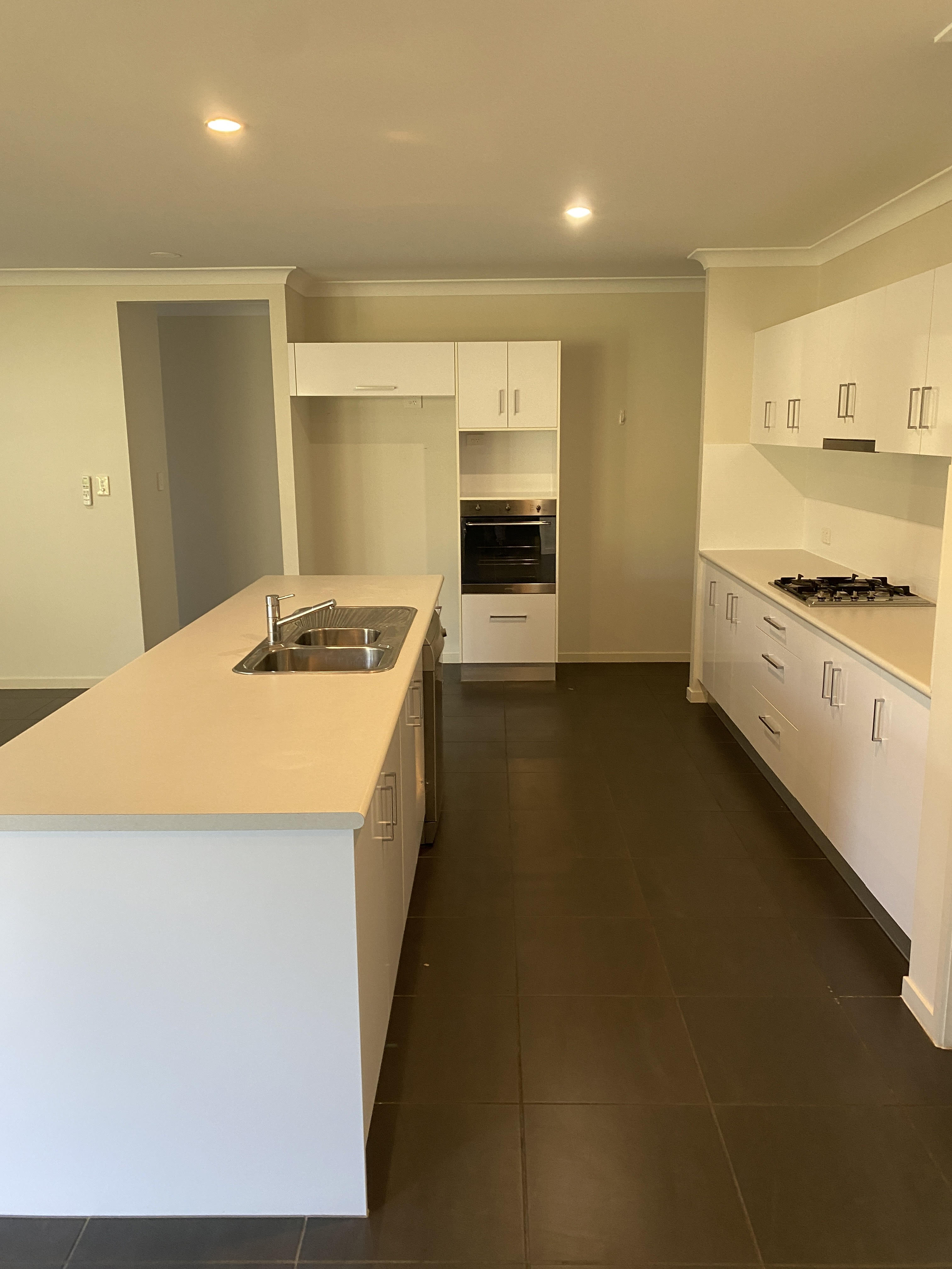 6 Mooney Court, SMITHFIELD QLD, 4878, Smithfield - Thumbnail 5
