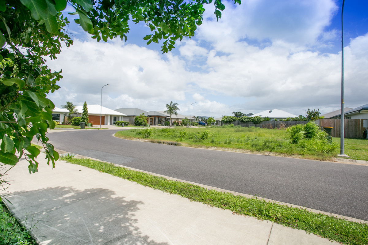 48 Thornborough Circuit, Smithfield - Thumbnail 4