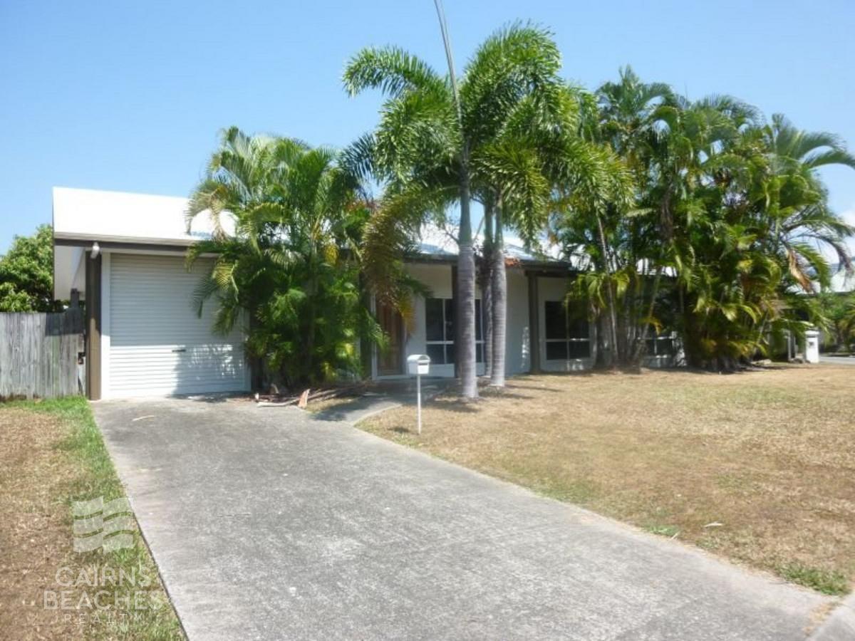 Family Home 11 Ibis Close Cairns Beaches Realty