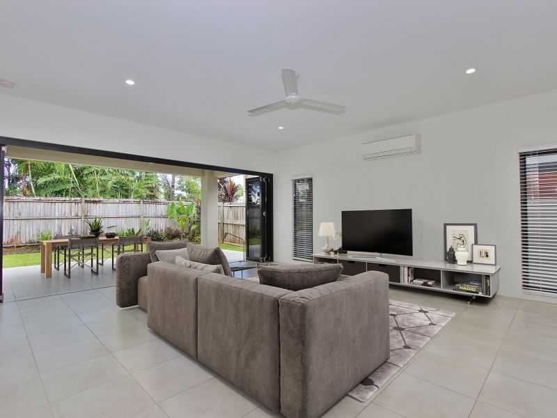 42 Moore Road, Kewarra Beach - Thumbnail 2