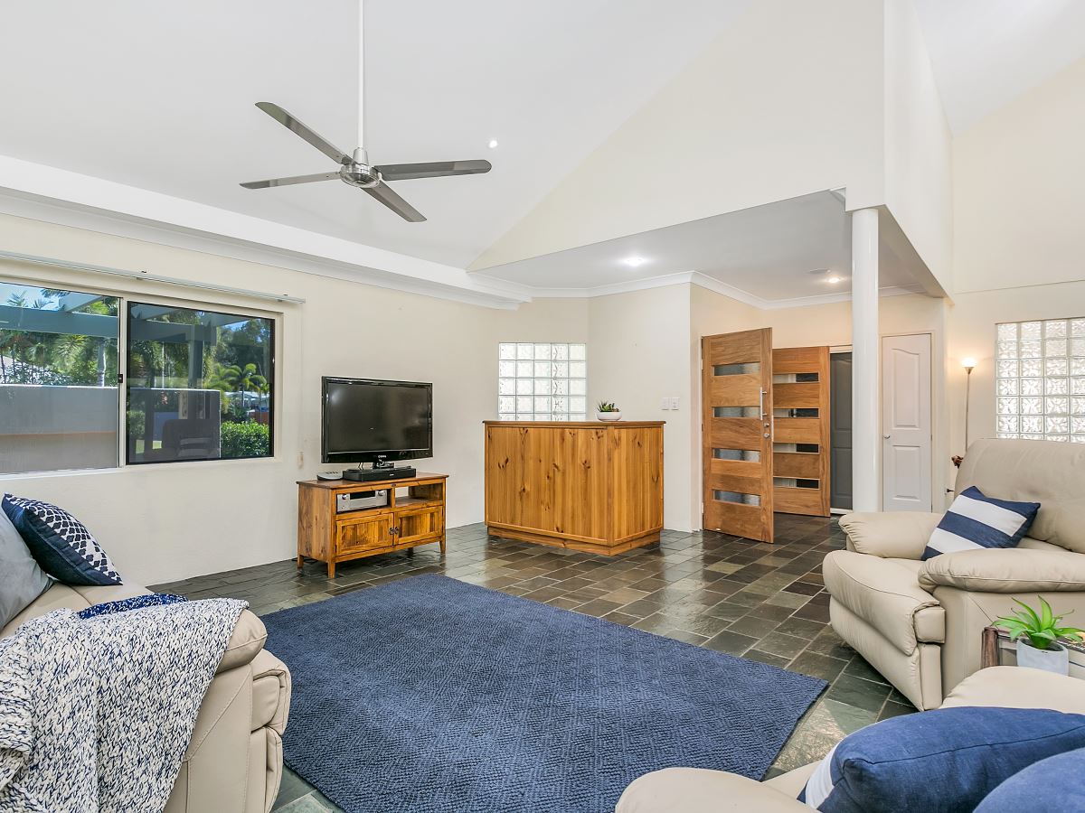 9 Bramble Street, Clifton Beach - Thumbnail 6