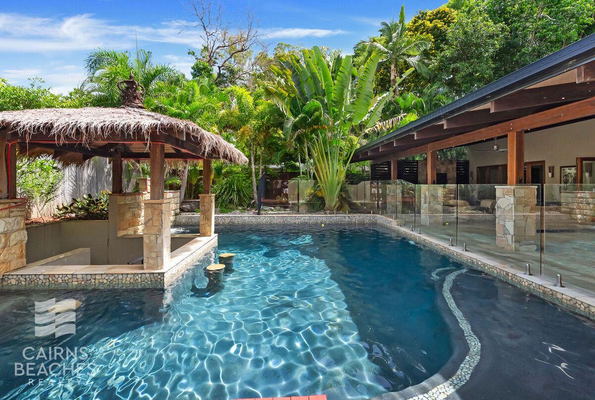 9 Lena Close, Clifton Beach - Image 1