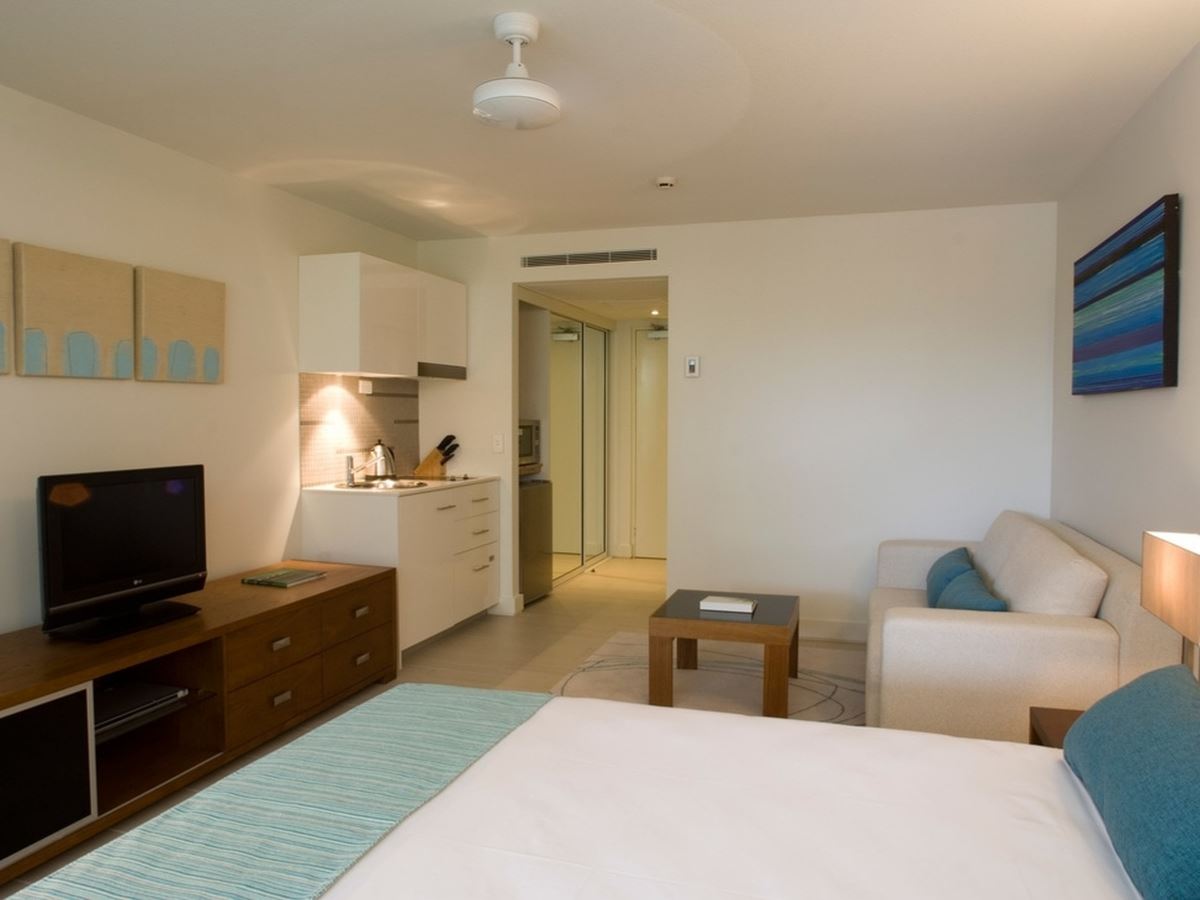 2110/2-22 Veivers Road, Palm Cove - Thumbnail 4