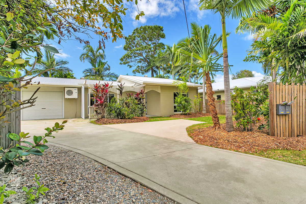 1/14 Scarborough Close, Kewarra Beach - Thumbnail 2