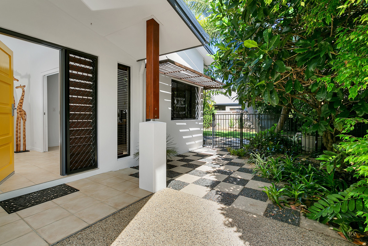 9 Cocus Crescent, Palm Cove - Thumbnail 4
