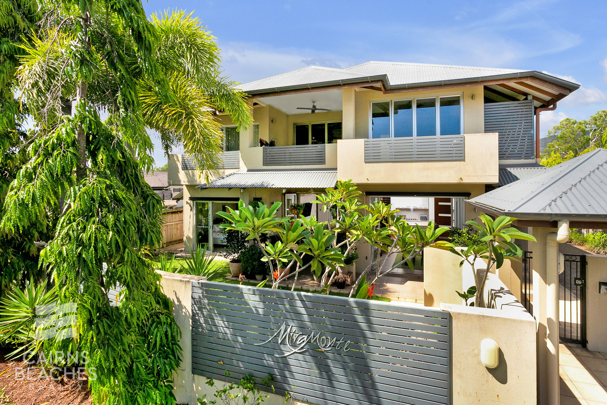 1/110 Harbour Dve, Trinity Park - Thumbnail 2