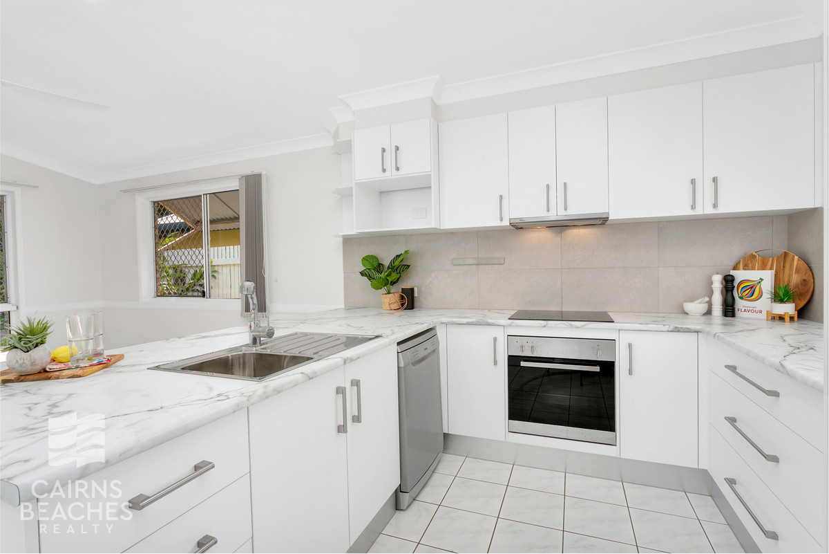 6 Candlenut Close, Mount Sheridan - Thumbnail 2