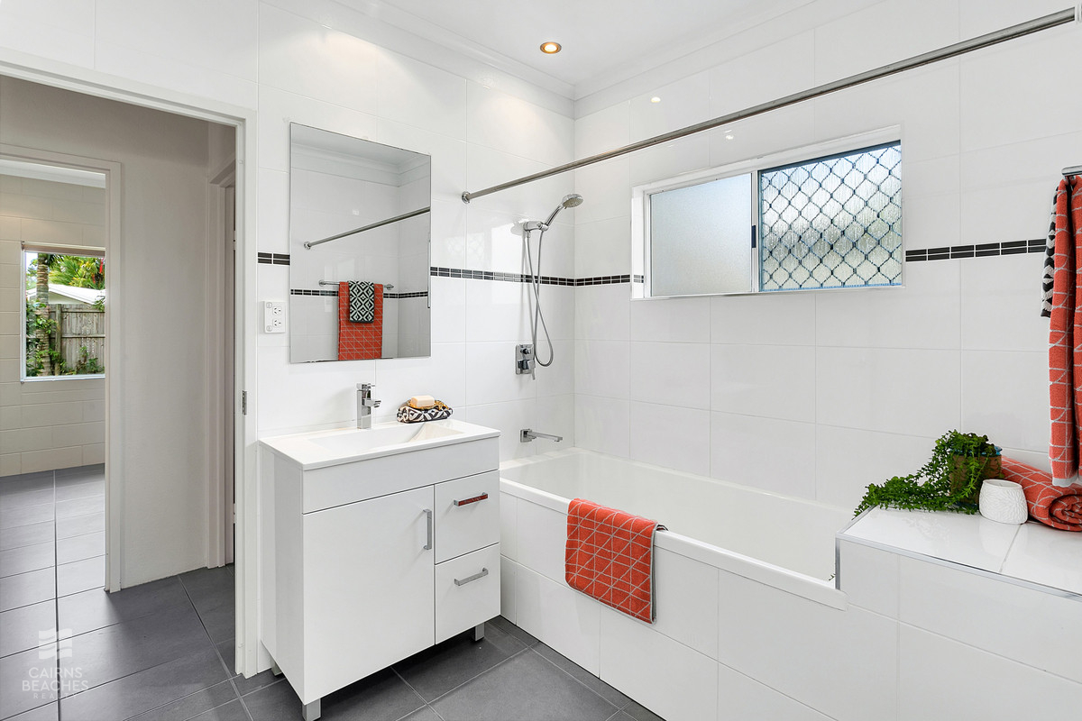 1/14 Scarborough Close, Kewarra Beach - Thumbnail 8