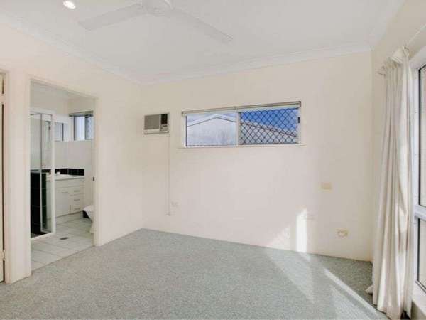 18 Templar Crescent, Bentley Park - Thumbnail 7