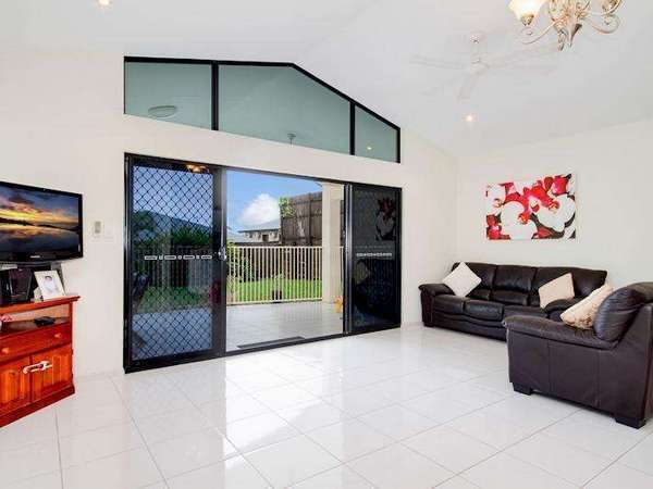 3 Emperor Street, Kanimbla - Thumbnail 4