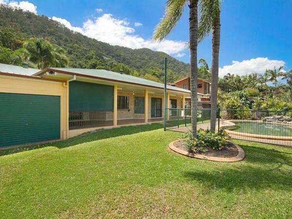24 Minerva St, Mooroobool - Thumbnail 5