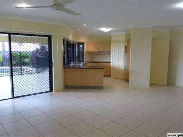 8 Yellowfin Close, Kanimbla - Thumbnail 4