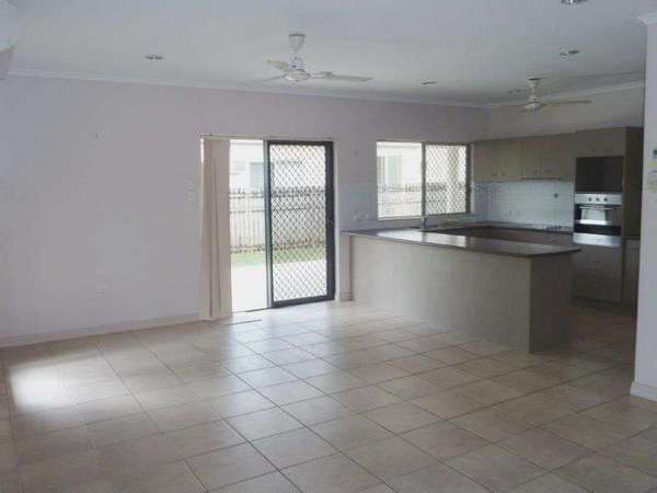 12 Lucy Close, Kanimbla - Thumbnail 5