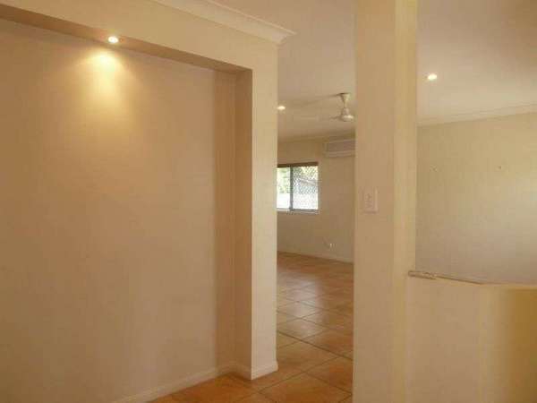 9 Pelling Close, Kanimbla - Thumbnail 7