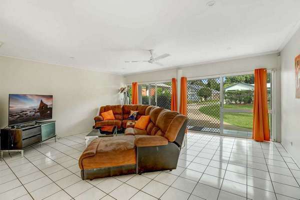 12 Hymes St, Kanimbla - Thumbnail 5