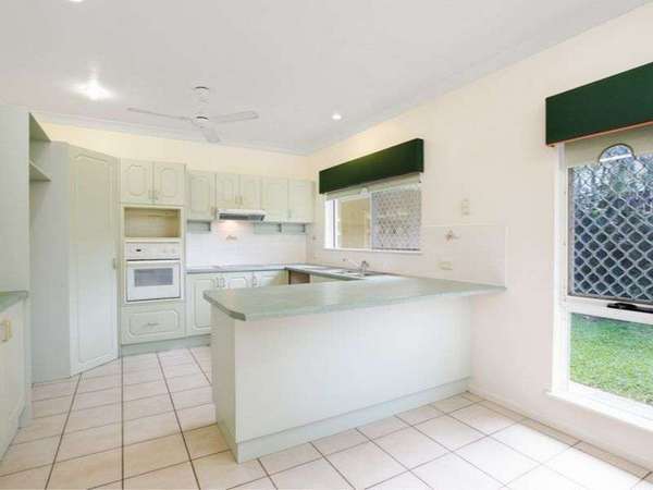 18 Templar Crescent, Bentley Park - Thumbnail 3