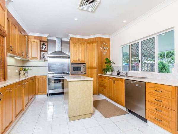 8 Tuffley Close, Kanimbla - Thumbnail 8