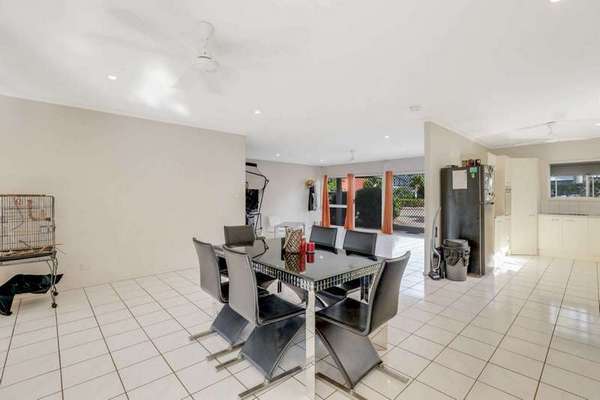 12 Hymes St, Kanimbla - Thumbnail 7