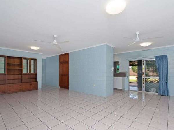 184 Woodward Street, Edge Hill - Thumbnail 3