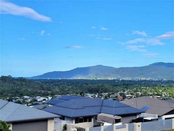 15 Trumpeter St, Kanimbla - Thumbnail 3