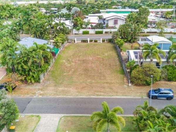 6 Narabeen St,, Kewarra Beach - Image 1