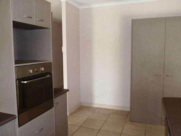 12 Lucy Close, Kanimbla - Thumbnail 7