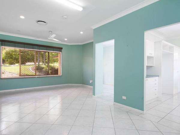 24 Minerva St, Mooroobool - Thumbnail 7