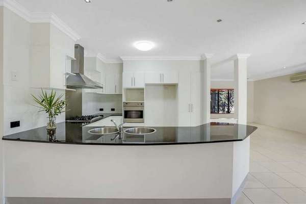 45 Elphinstone St, Kanimbla - Thumbnail 2