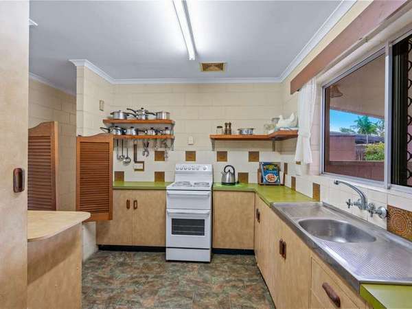 4 Satinay Close, Manoora - Thumbnail 7
