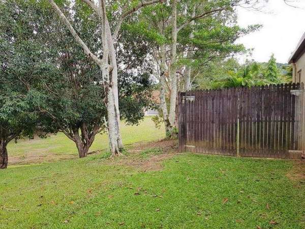 35 Sherwood Close, Brinsmead - Thumbnail 4