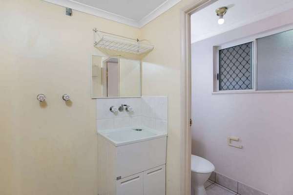 2/2 Grantala Street, Manoora - Thumbnail 8