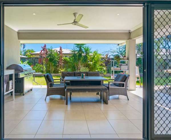 63 Leftwich st, White Rock - Thumbnail 2