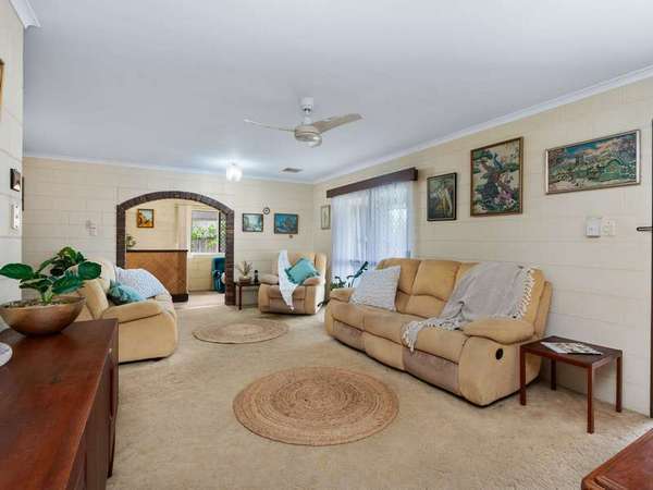 4 Satinay Close, Manoora - Thumbnail 2