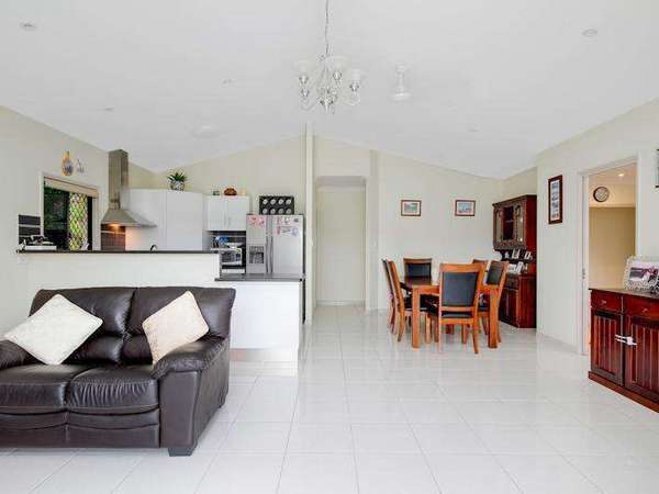3 Emperor Street, Kanimbla - Thumbnail 5