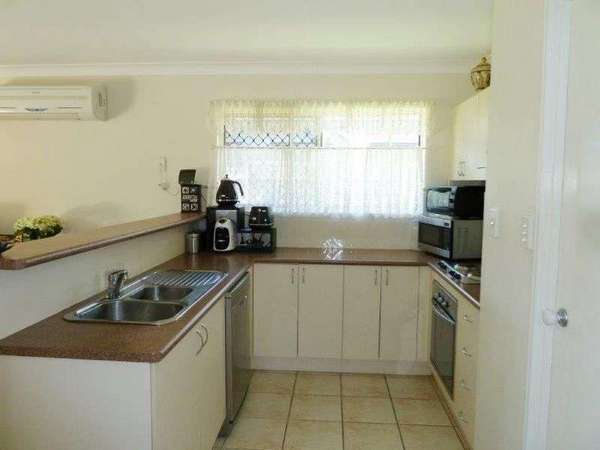 6 Chesterfield Close, Brinsmead - Thumbnail 8