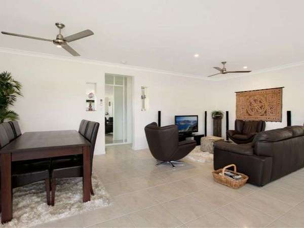 20 Parrot Close, Kanimbla - Thumbnail 3