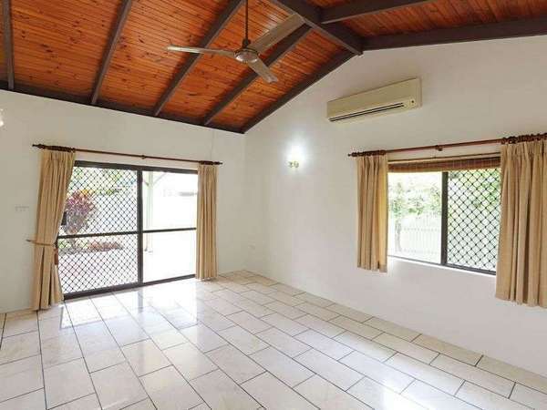 13 Conlan Close, Manoora - Thumbnail 8