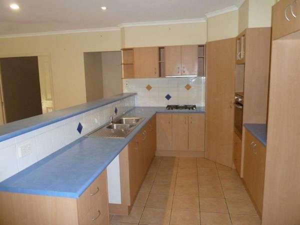 32 WILLS ST, Brinsmead - Thumbnail 3