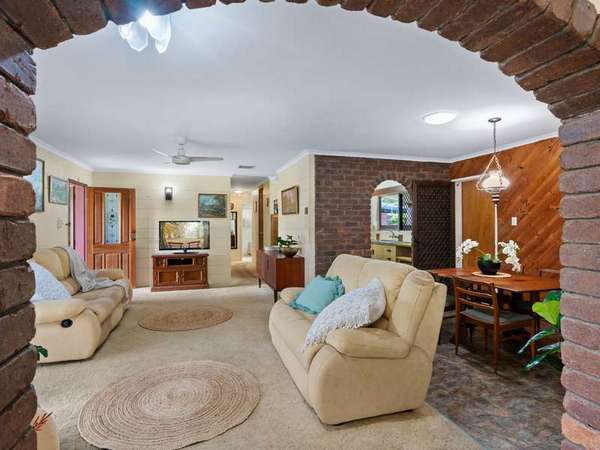 4 Satinay Close, Manoora - Thumbnail 3