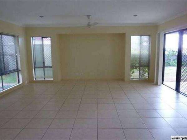 8 Yellowfin Close, Kanimbla - Thumbnail 3