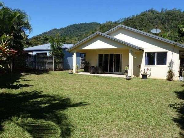 6 Chesterfield Close, Brinsmead - Thumbnail 2