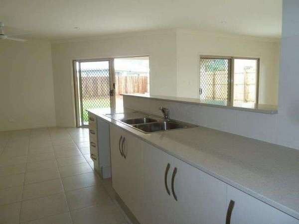 5 Frank Street, Redlynch - Thumbnail 8