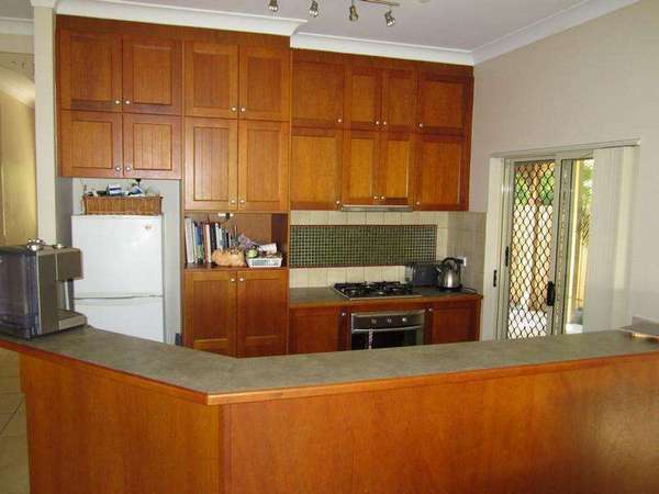 11 Alpinia Terrace, Mount Sheridan - Thumbnail 3