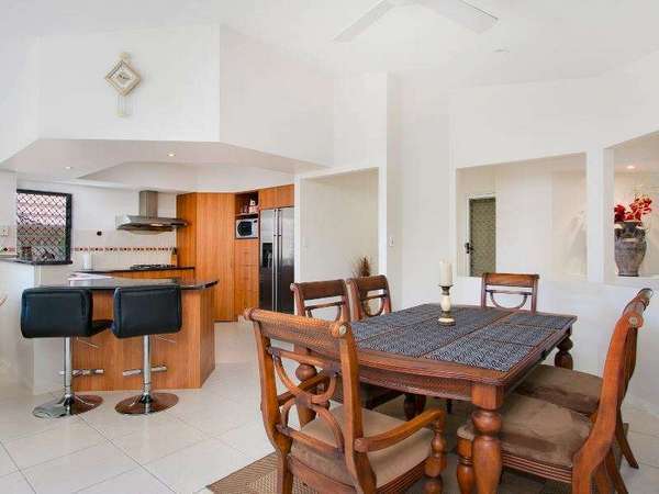 1 Bambusa Terrace, Mount Sheridan - Thumbnail 7