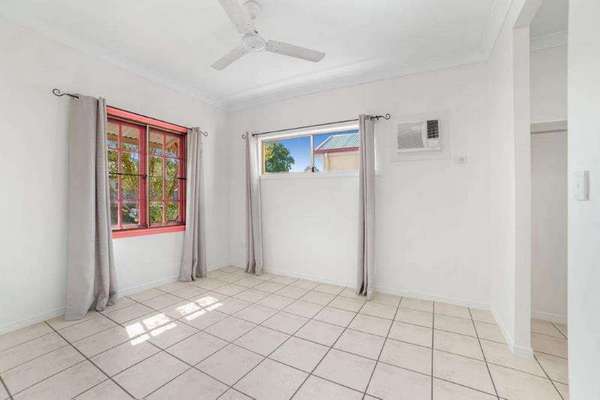 10 Caper Street, Mount Sheridan - Thumbnail 6