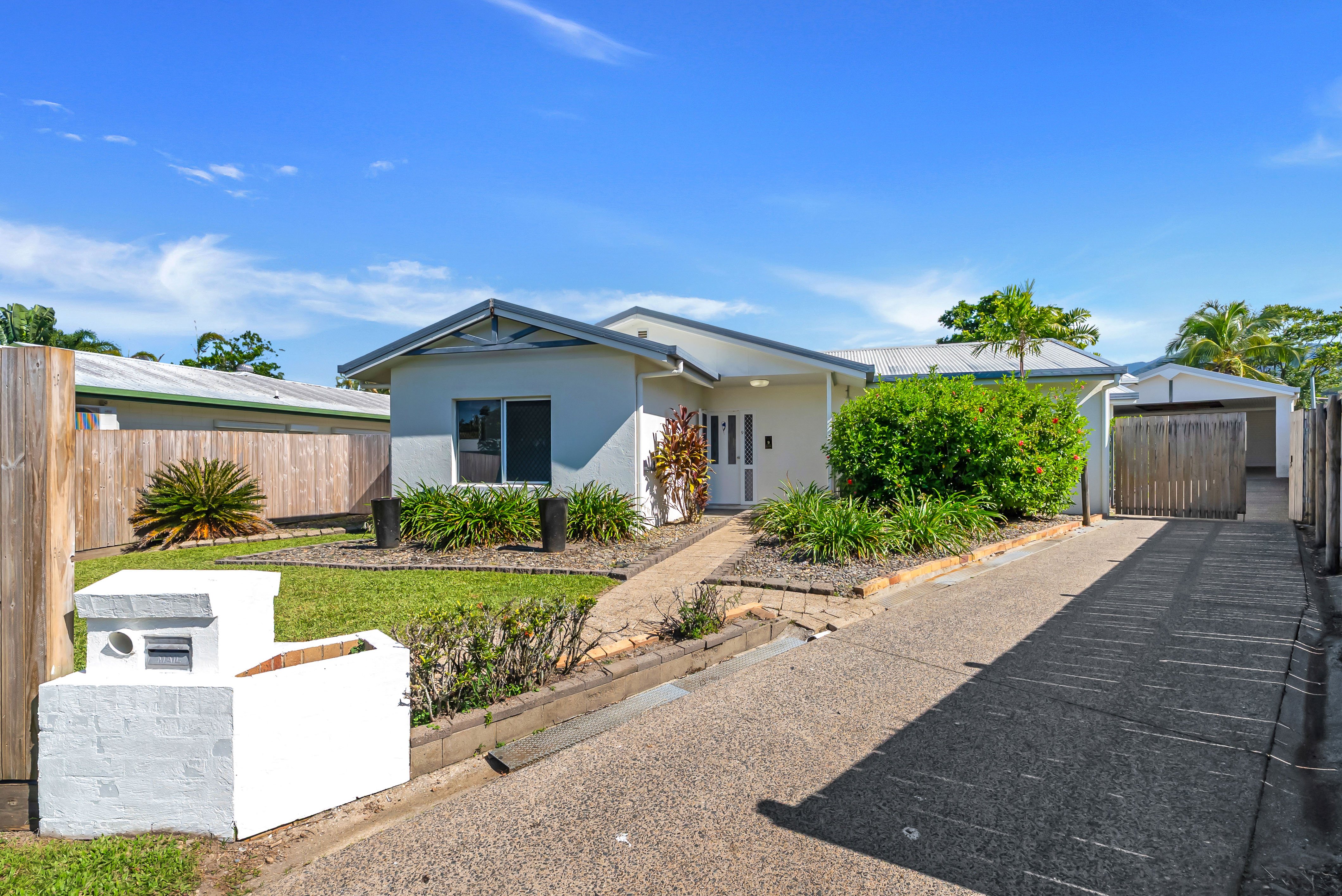 9 Kelpie Close, Mount Sheridan - Image 1