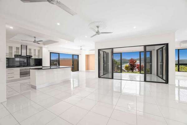 4 Cribwood Close, Mount Sheridan - Thumbnail 6
