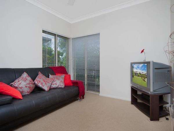 15 Archer Close, Mount Sheridan - Thumbnail 8