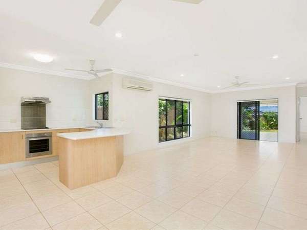 10 Bambusa Terrace, Mount Sheridan - Thumbnail 5